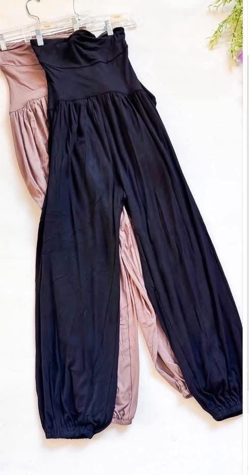 🖤 Black Strapless Harem Jumpsuit 🖤